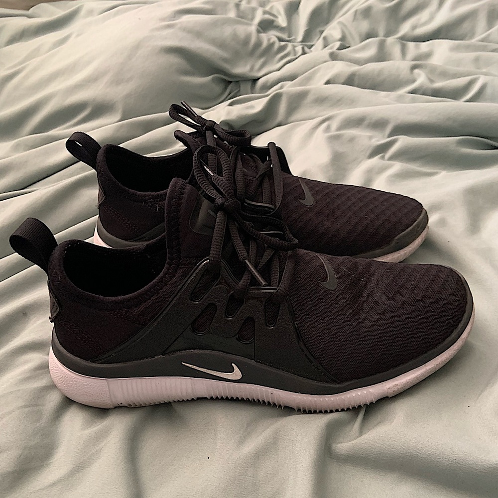 ❤️ Nike Running Shoes